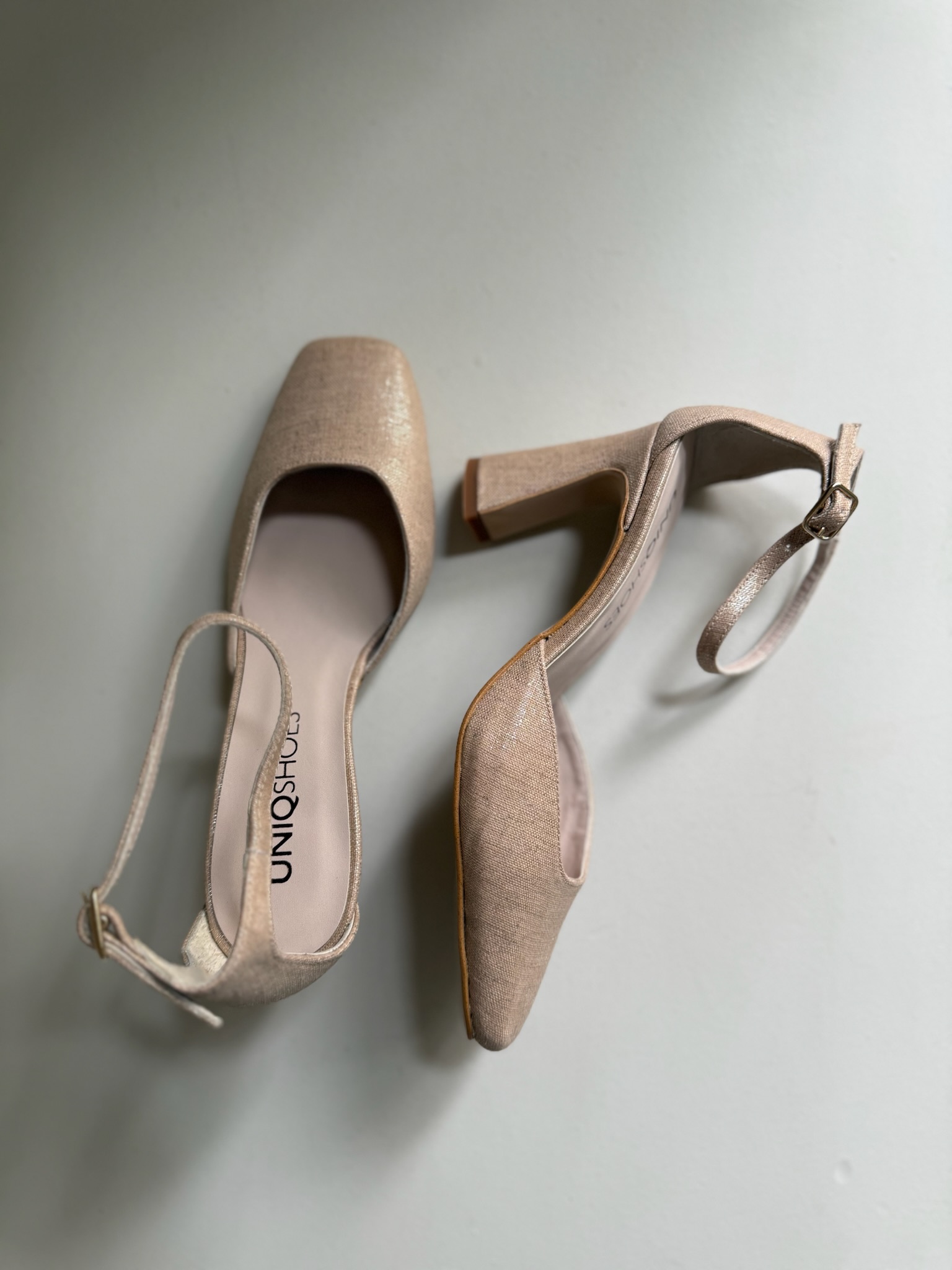 Zapatos de Novia Dorados Tacón 6cm | Salón Punta Cuadrada - UNIQSHOES 4 Zapatos de Novia Dorados Tacón 6cm | Salón Punta Cuadrada