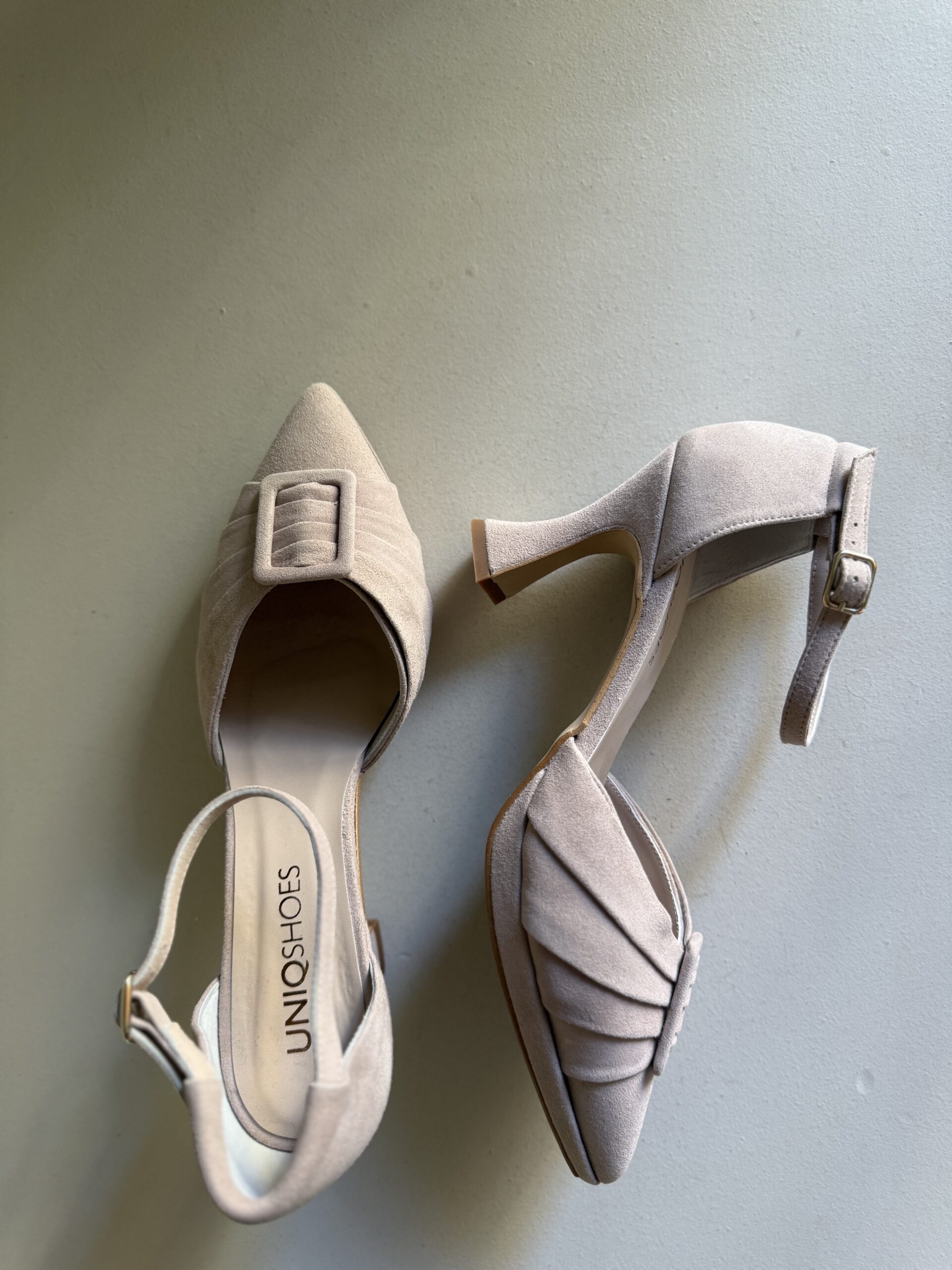 Zapato de ante nude con detalle hebilla 4 Zapato de ante nude con detalle hebilla