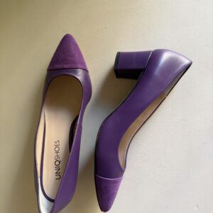 Zapato de salón en piel morado de 5cm