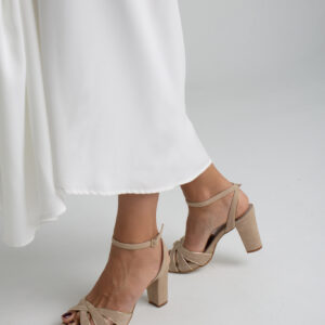 Sandalia de novia tacón ancho 6cm en beige