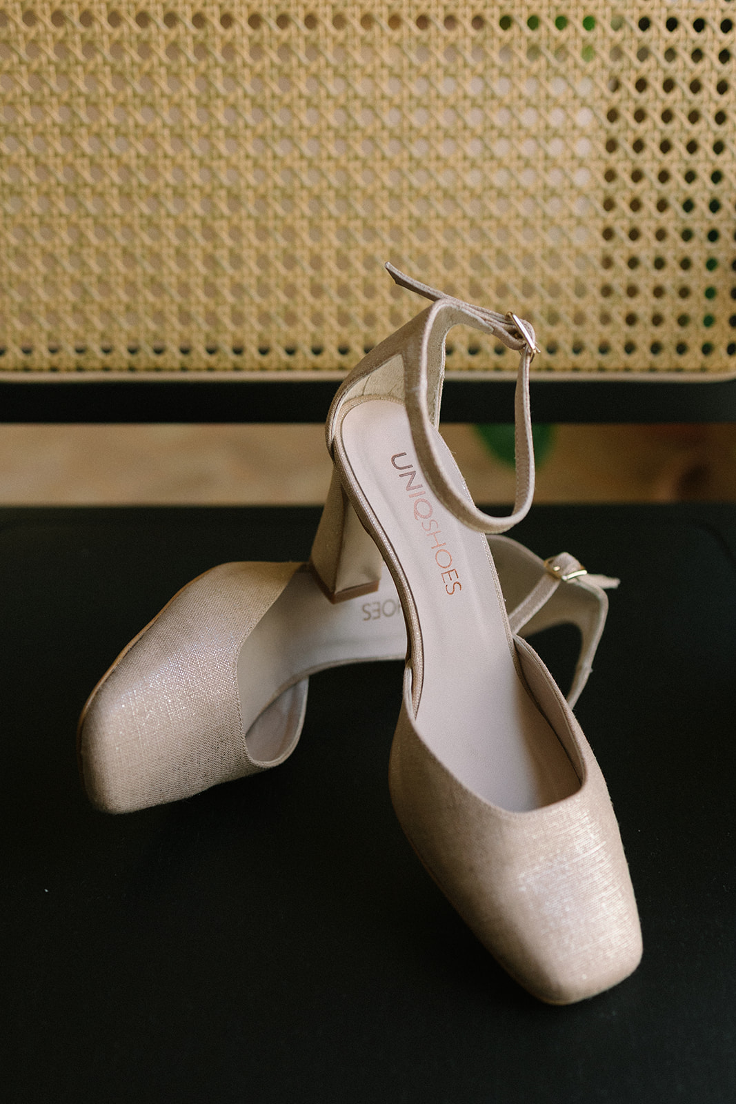 Zapatos de Novia Dorados Tacón 6cm | Salón Punta Cuadrada – UNIQSHOES