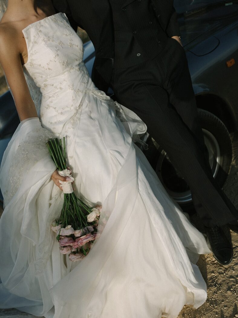 Laura y sus zapatos de novia dorados: los detalles que transforma todo el look 7 image00008 1 Laura y sus zapatos de novia dorados: los detalles que transforma todo el look
